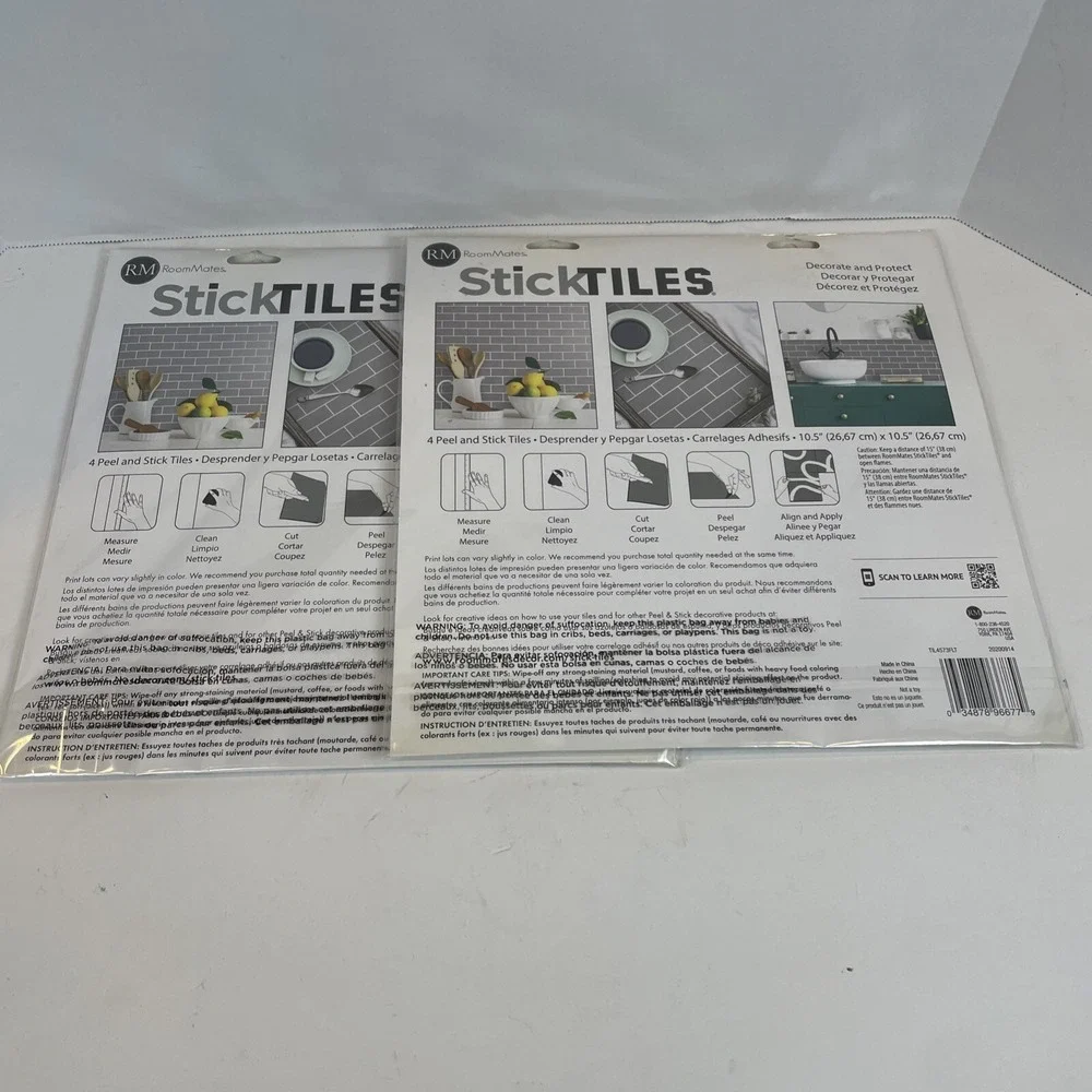 Roommates sticktiles peel